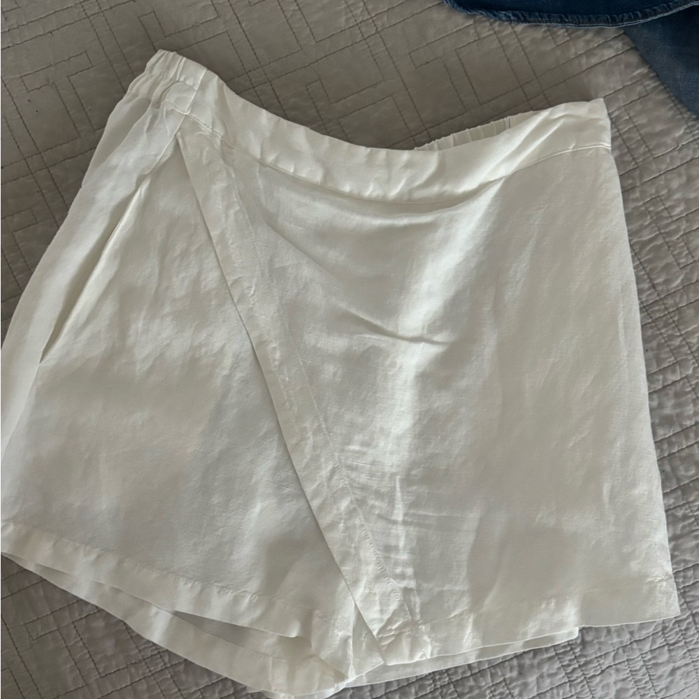 Young Fabulous & Broke White Skort